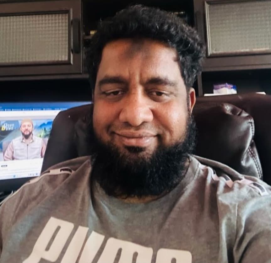Hussein Islam